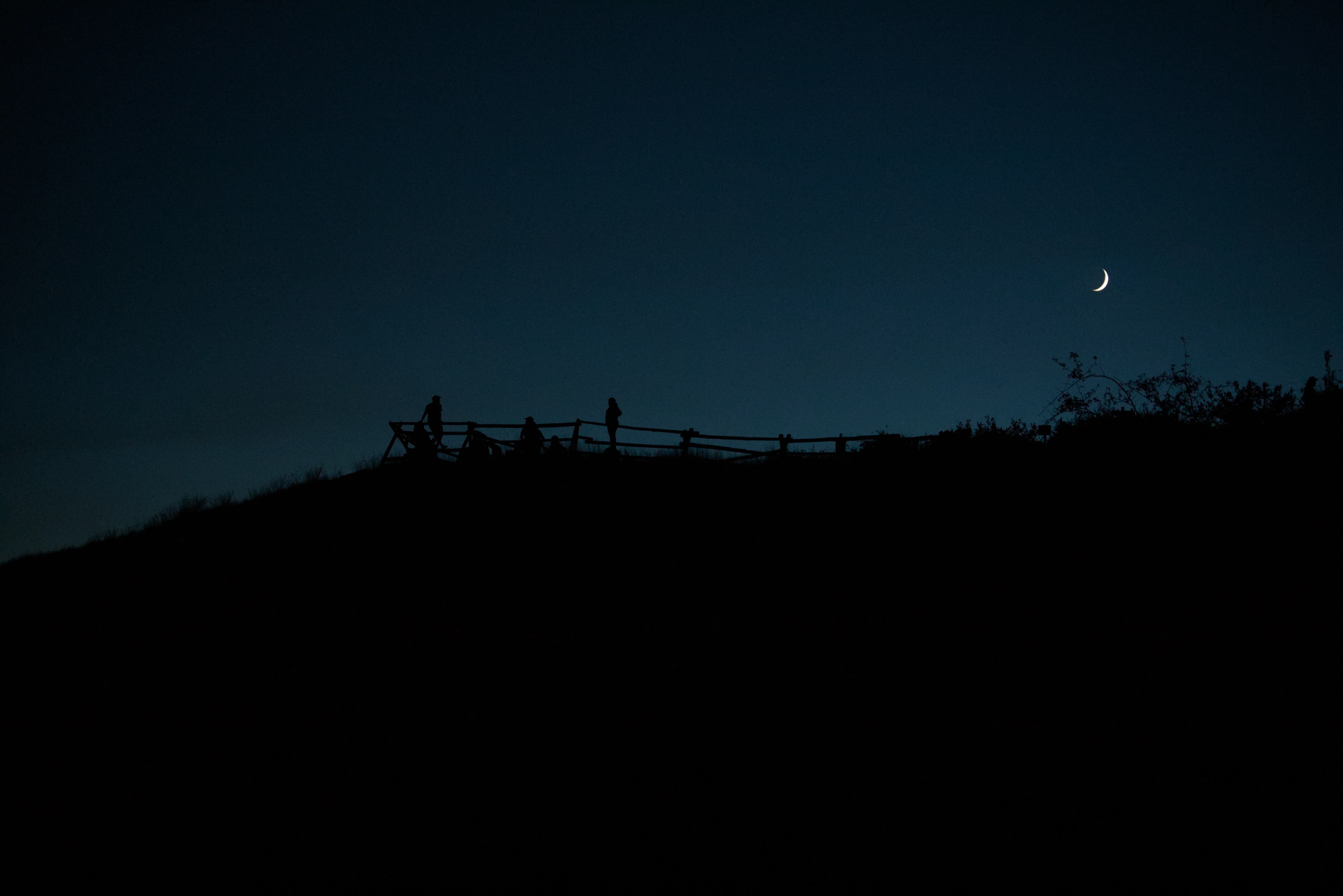 Picture of a group at the Scenic Mound from Ensign Peak Trail