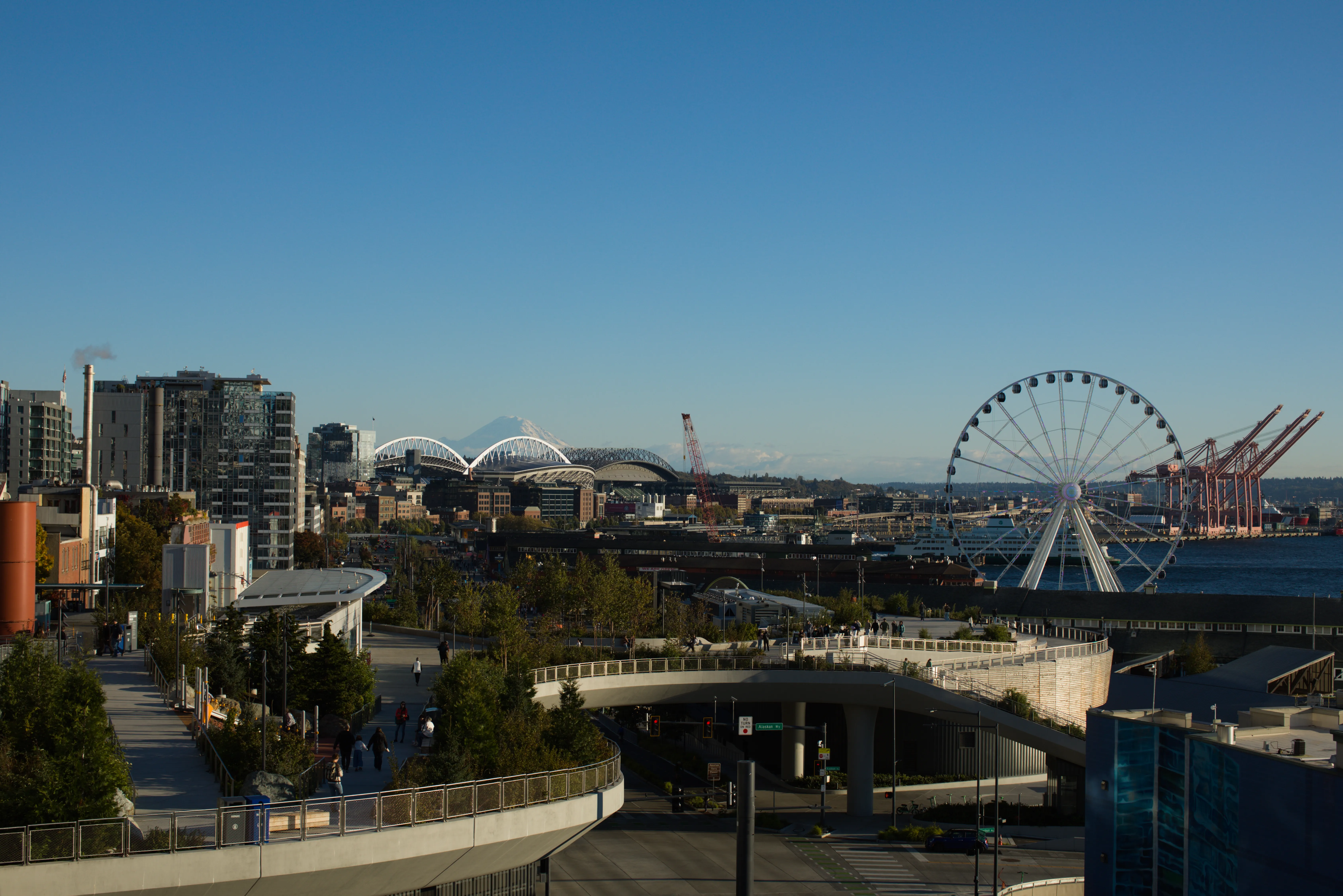 View of Mount Rainer past downtown seattle, as seen from Pike Place Market