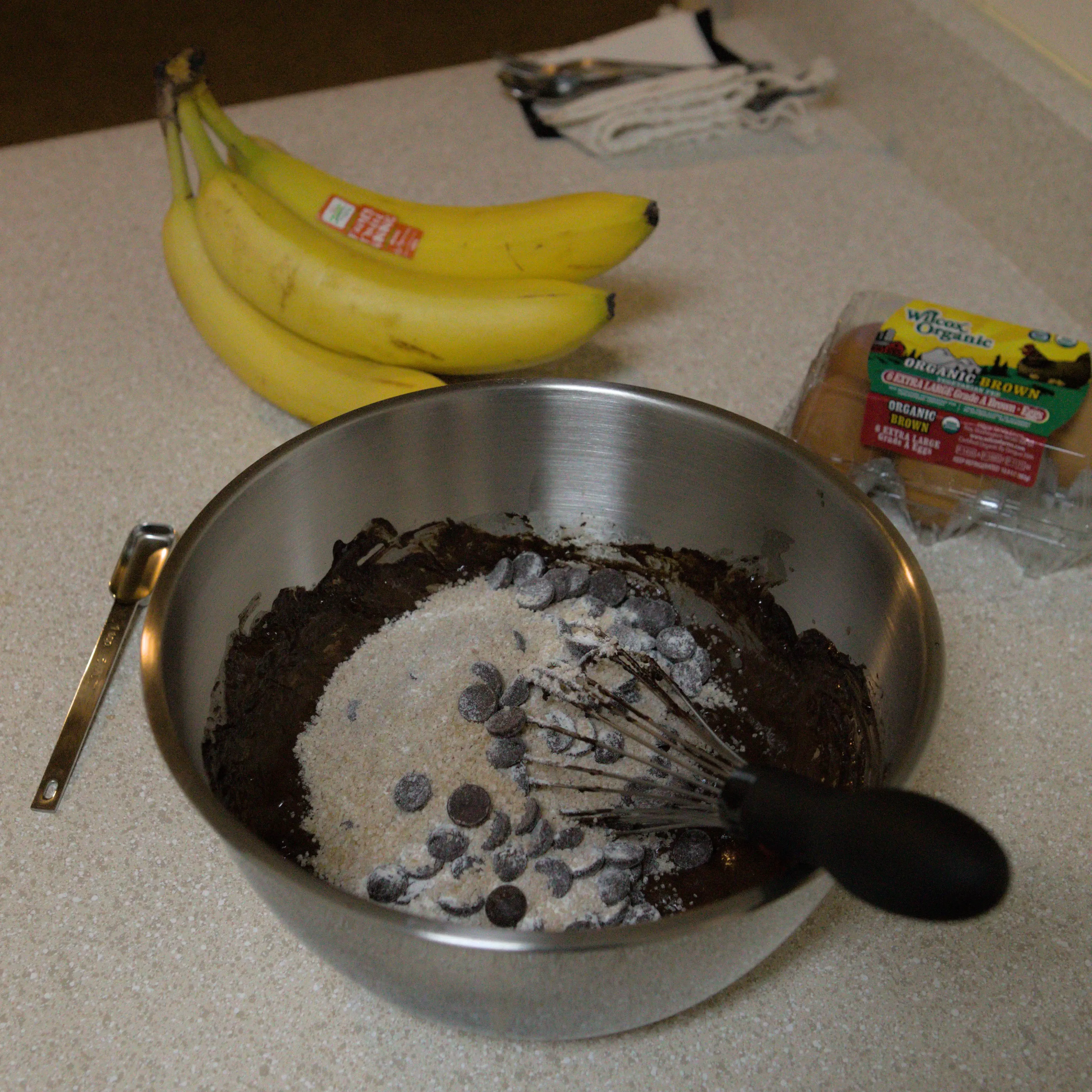Mixing bowl with the wet and dry ingreidents